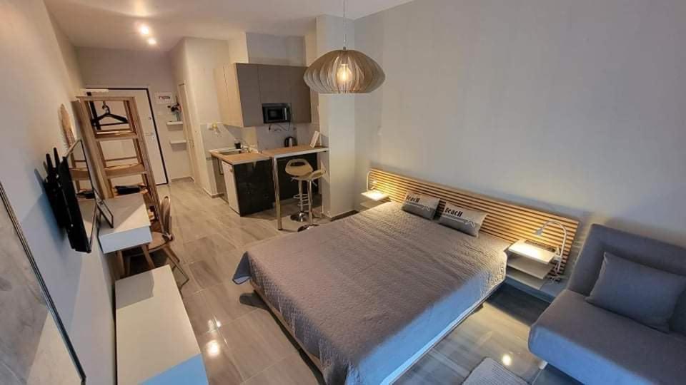 N-Joy Apartment Peraía Екстериор снимка