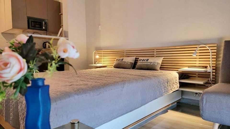 N-Joy Apartment Peraía Екстериор снимка