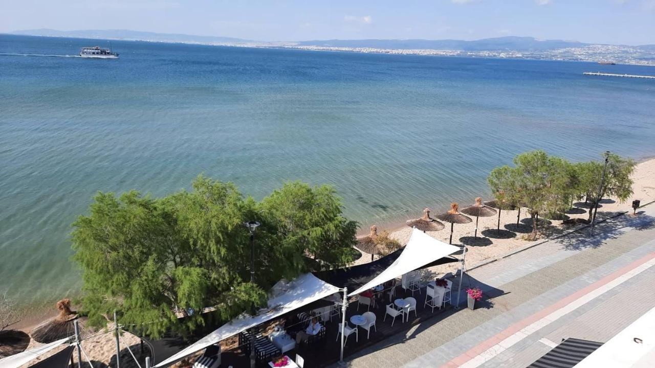 N-Joy Apartment Peraía Екстериор снимка