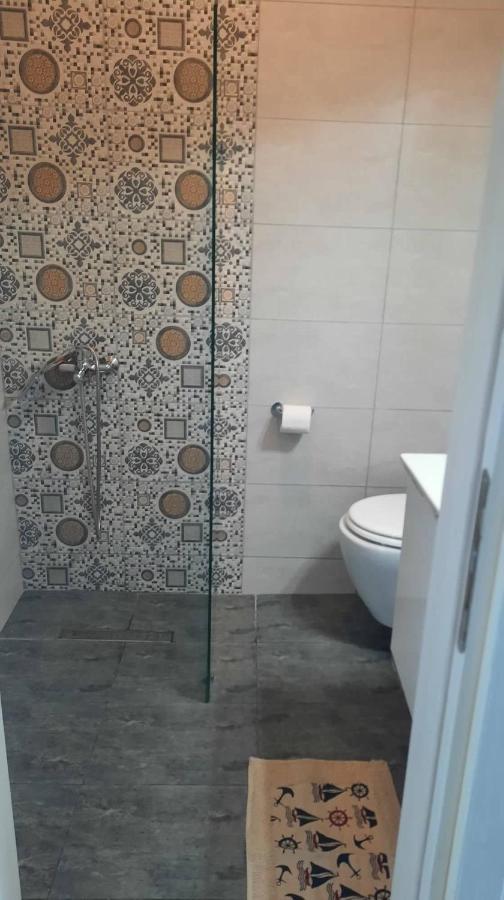 N-Joy Apartment Peraía Екстериор снимка